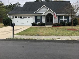 509 Mildenhill Rd, Hope Mills, NC 28348