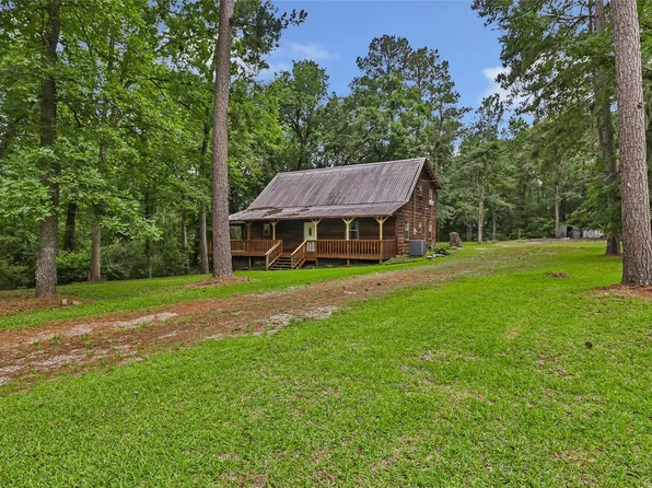 186 County Road 637, Dayton, TX 77535