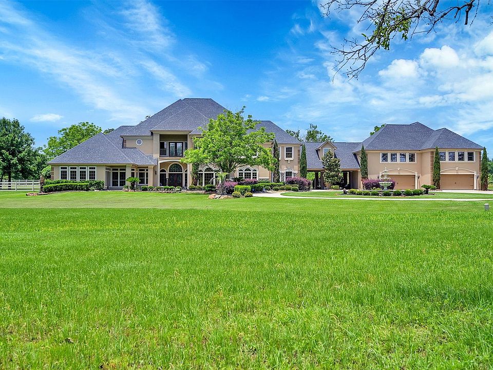 1st image of 13675 Dairyland Dr