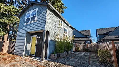 5591 SE 57th Ave #B Photo 1