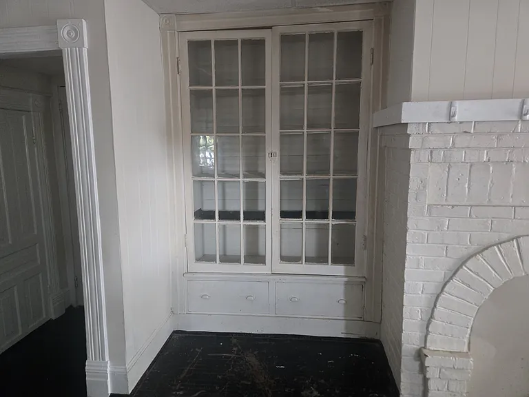 528 E Main St #1 — Photo 13