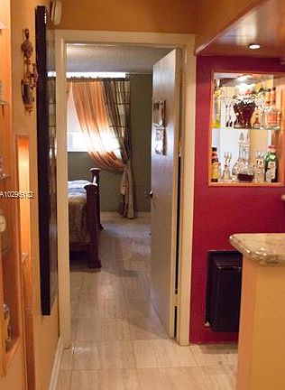 4th image of 1465 NE 123rd St APT 810