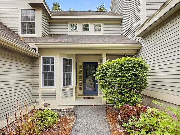 2nd image of 1465 Hooksett Road #407