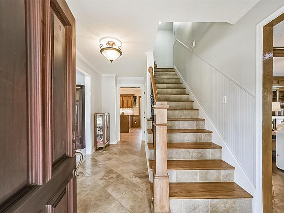 3rd image of 17815 Routhland Dr