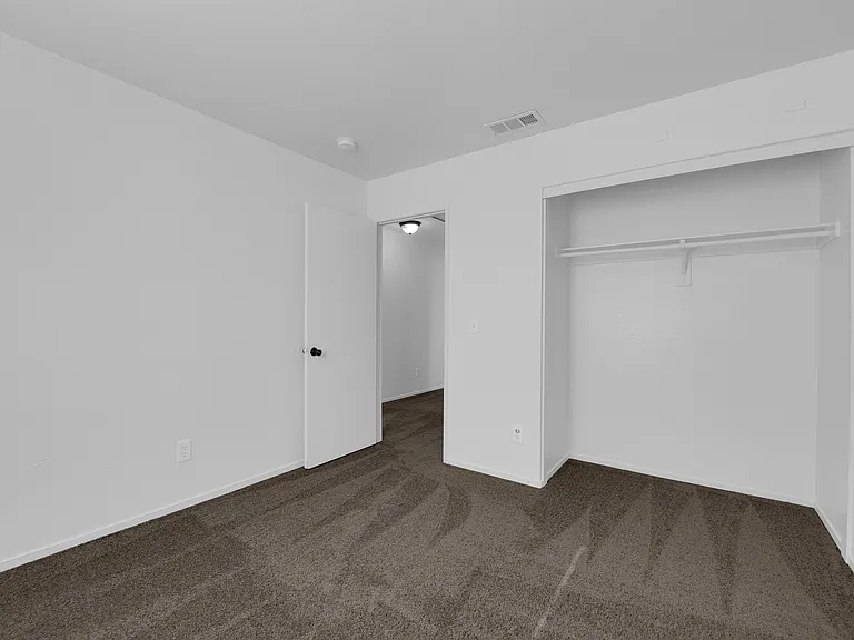 833 Camden Yard Ct — Photo 16