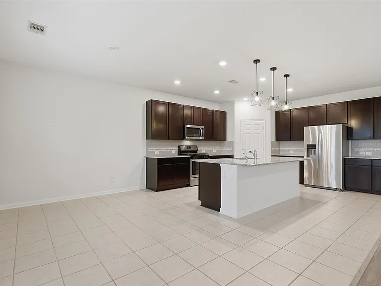 3904 Waterworth Way — Photo 11