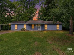 203 Bradley Ave, Bay Minette, AL 36507