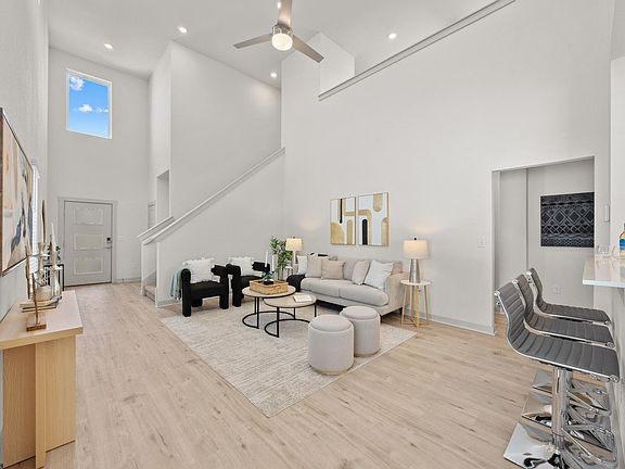 3rd image of 2125 Ettalee Ct