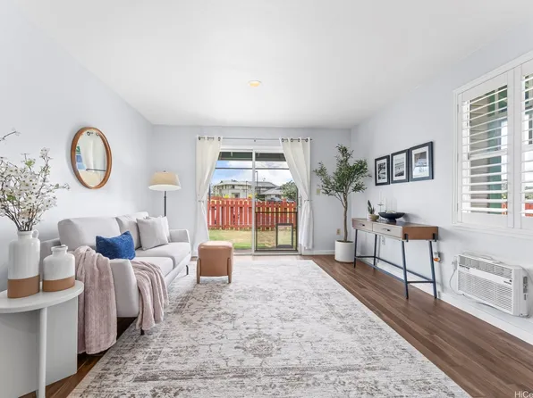 95-1054 Kuauli St APT 190, Mililani, HI 96789