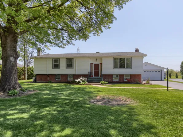 530 E Rosebud Rd, Myerstown, PA 17067