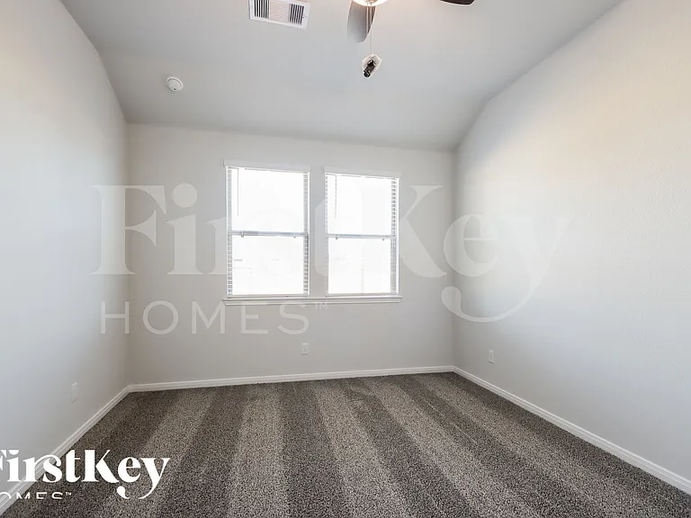 26203 Cooperstown Way — Photo 8