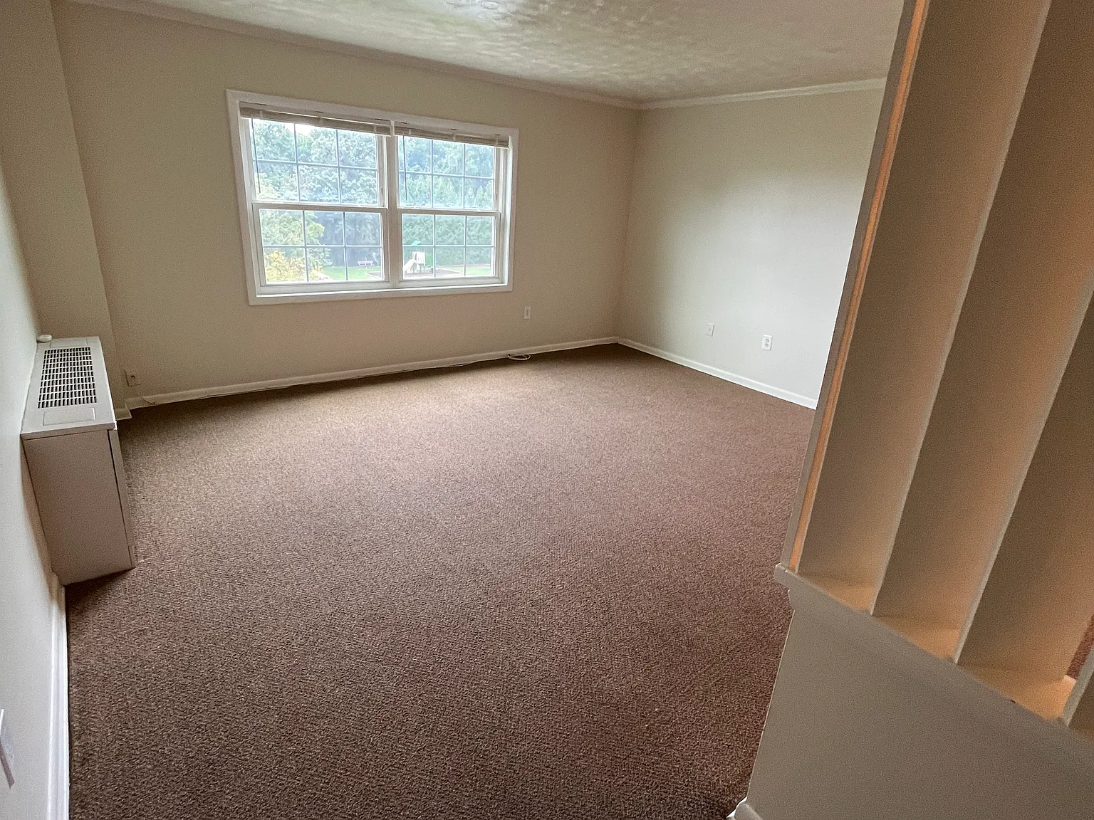 2 bed, 960 sqft, $1,900 — Photo 2