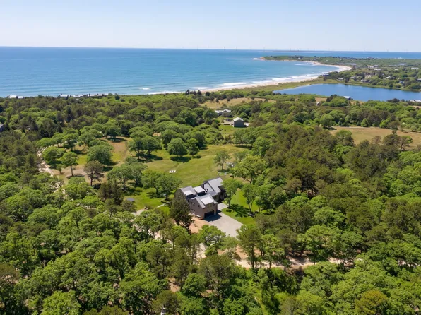 61 Stonewall Road, Chilmark, MA 02535