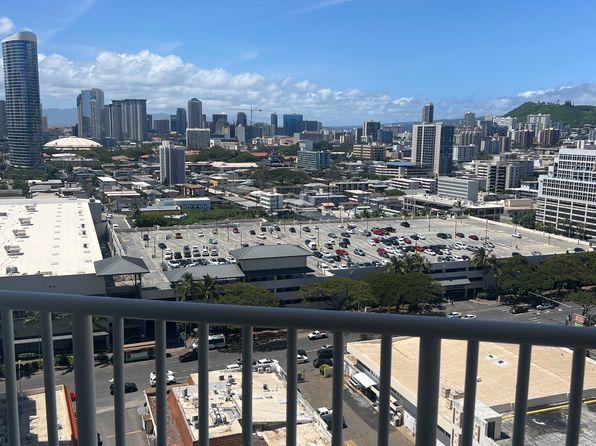 750 Amana St APT 1902