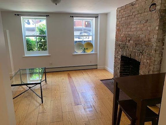 3rd image of 739 Greenwich St #1A