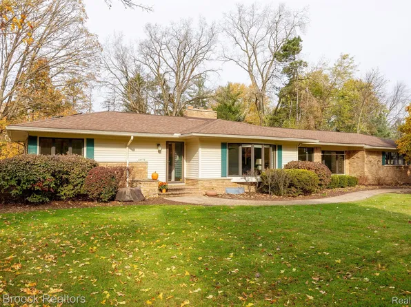 32773 Haverford Rd, Franklin, MI 48025