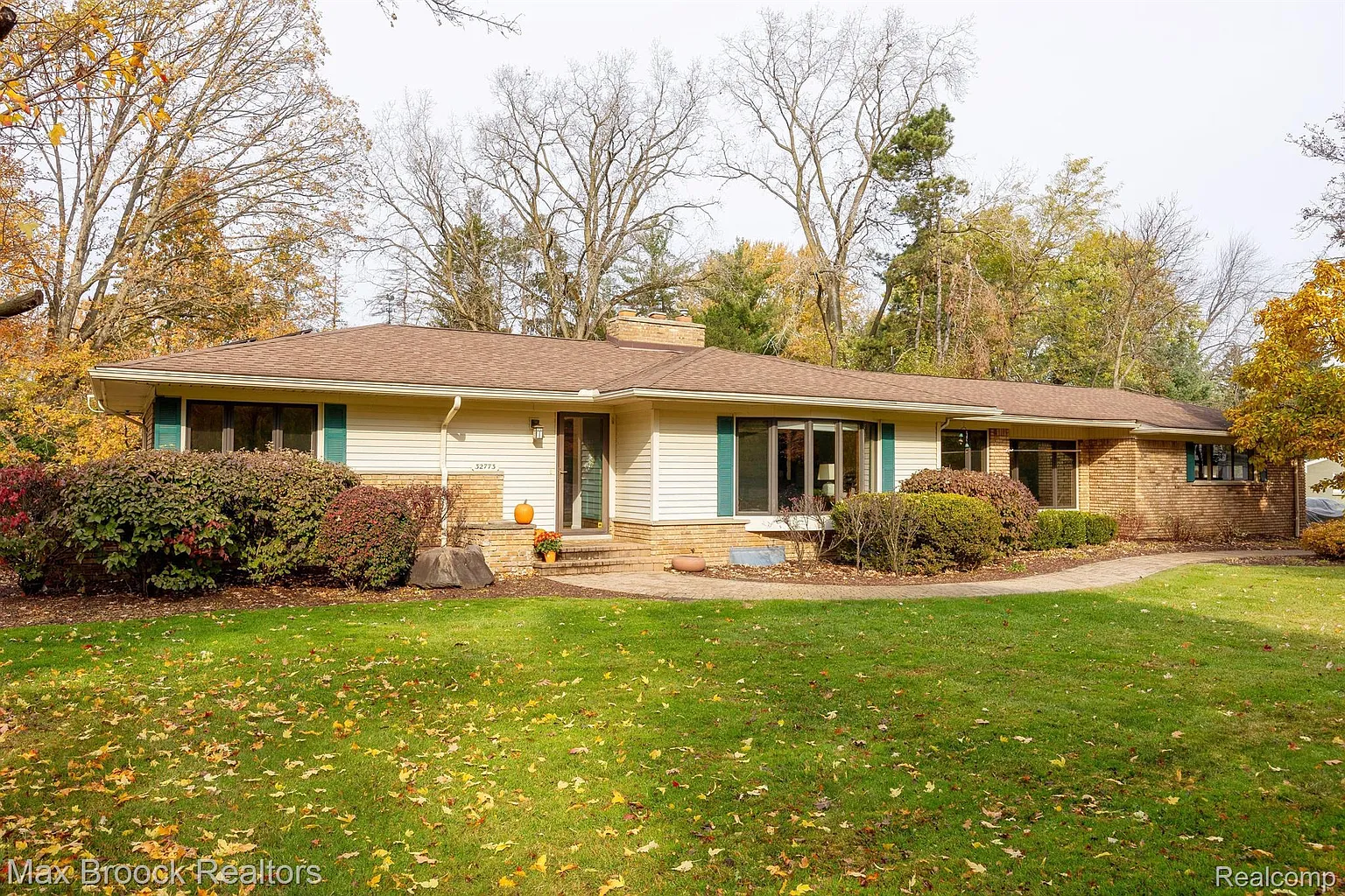 32773 Haverford Rd photo 1