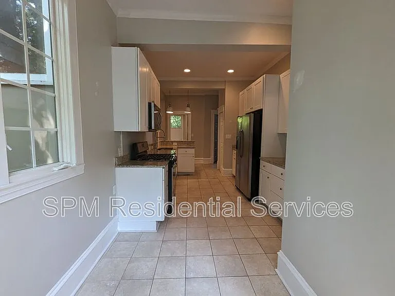 1701 Princess St — Photo 6