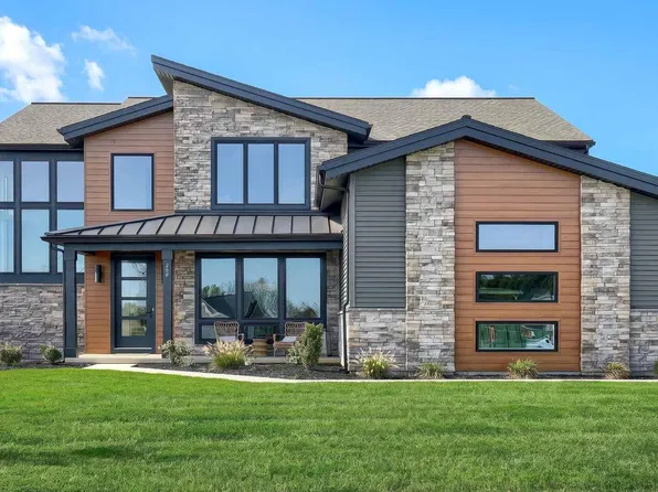 244 Dahlia Cir, Lebanon, PA 17042