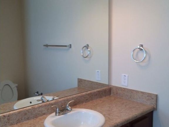 4th image of 1306 Swann Dr #1348