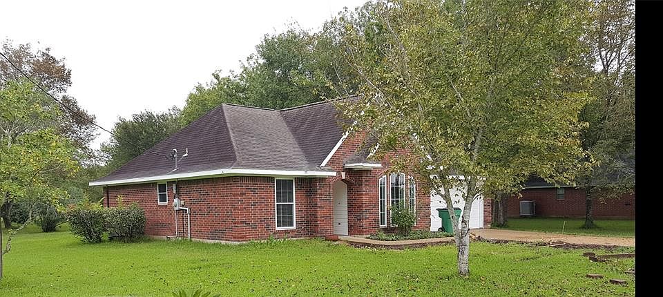 1st image of 10621 Leslie Ln