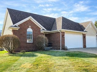 5465 Red Oak Ct, Linden, MI