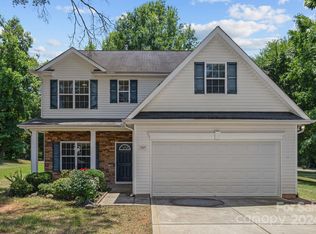 5327 Allison Ln, Charlotte, NC 28277