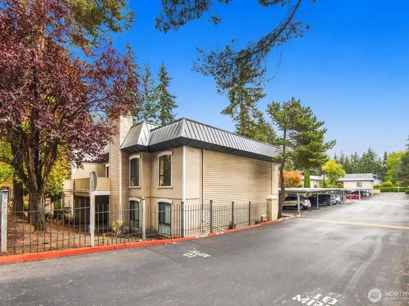 1622 103rd Place NE #L3, Bellevue, WA 98004