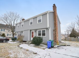2 Henshaw Ave, Attleboro, MA 02703