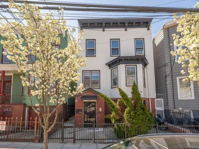 711 12th St, Union City, NJ, 07087