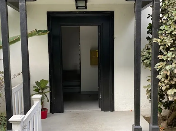1355 E 3rd St #1355, Long Beach, CA 90802