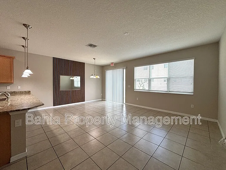 5110 Adelaide Dr — Photo 7