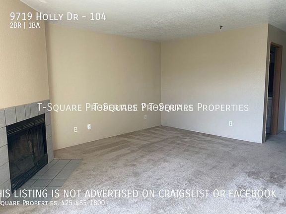 4th image of 9719 Holly Dr #104