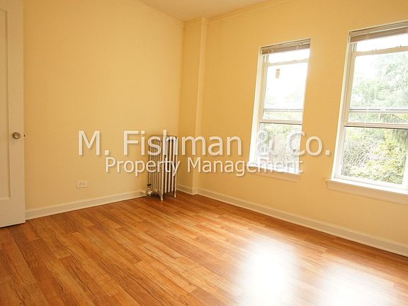 5th image of 5417 N Kenmore Ave APT 402