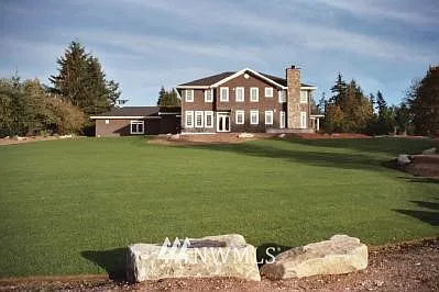 21300 Main Street photo 1