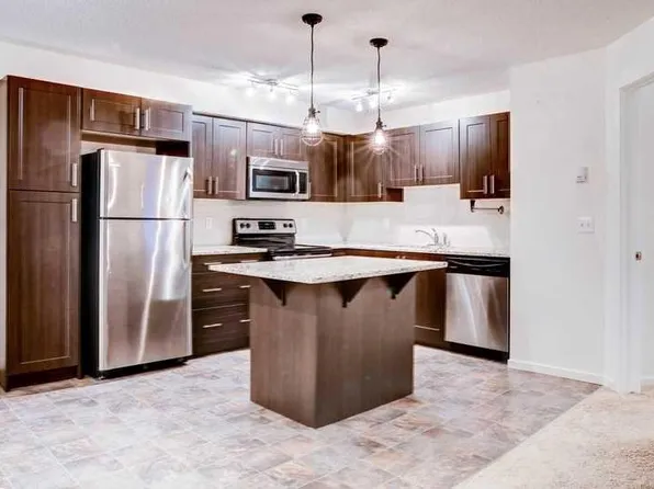 755 Copperpond Blvd SE #4210, Calgary, AB T2Z 4R2