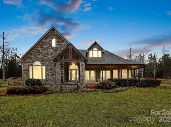 2838 Lippards Creek Ln, Lincolnton, NC 28092