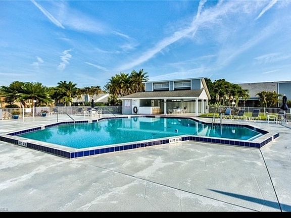 3rd image of 6213 Timberwood Cir APT 129
