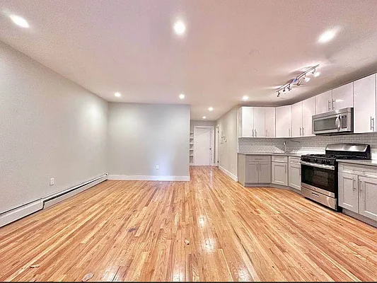 Rented by Doorway NYC, LLC | media 17