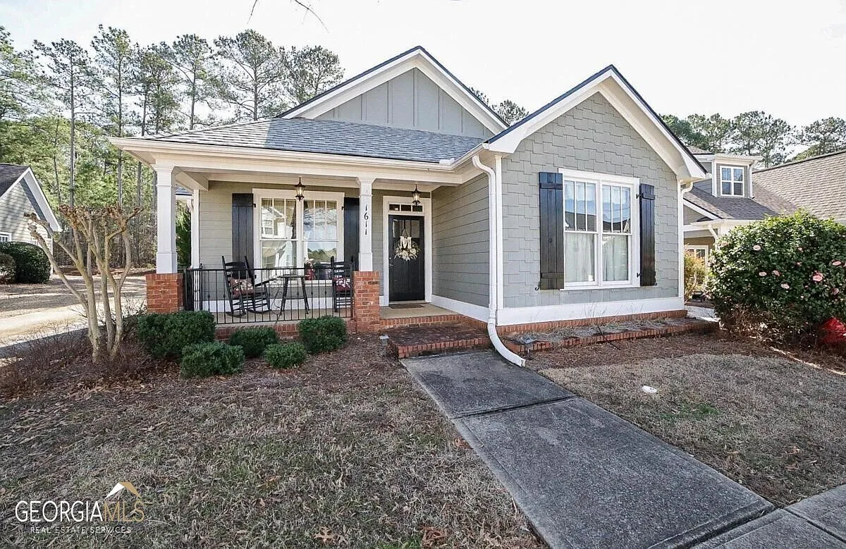 1611 Carriage Ridge Dr photo 1