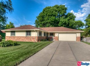 322 S 151st Cir, Omaha, NE 68154