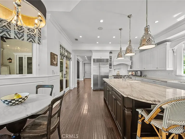 4917 Edgerton Ave — Photo 11