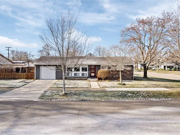 528 Union Ave NW, New Philadelphia, OH 44663