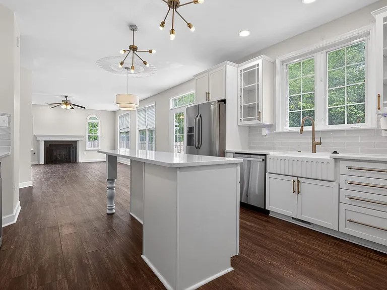 6735 Pale Morning Ct — Photo 15