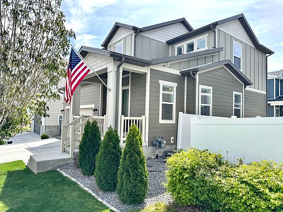 3rd image of 5164 E Rio Grande Way