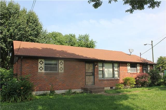 1st image of 2913 Sunset Dr