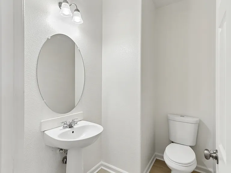 8897 Robbins Rd — Photo 13