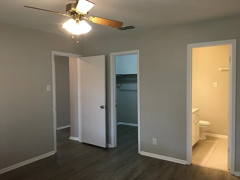 Master Bedrooom