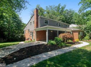 6211 Beachway Dr, Falls Church, VA 22041