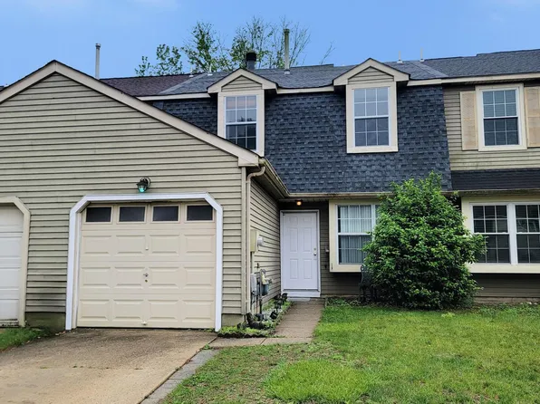 38 River Bank Dr, Roebling, NJ 08554